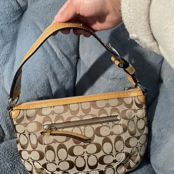 SOLD - Picture 3 of 5